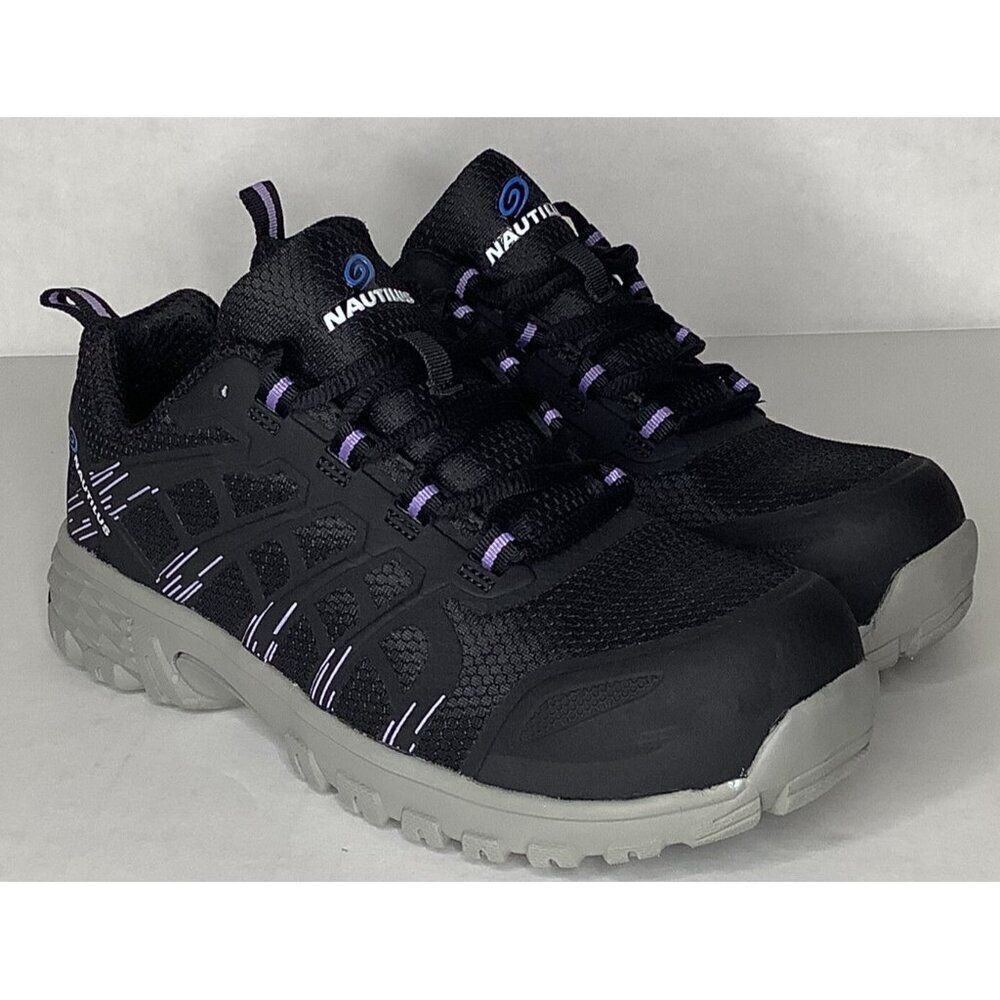 Nautilus N1950 Women's 9b Black steel toe work sneakers - New